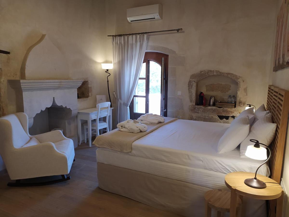Wild Violet Villa: An Old Vision Of Luxury Melidhónion 외부 사진